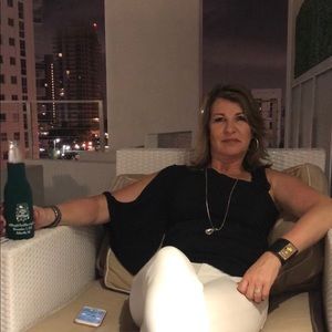 Meet your Posher, Irene